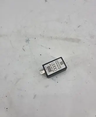 Audi A8 S8 D2 4D Other relay 7038900207 3X2569 4D0907307