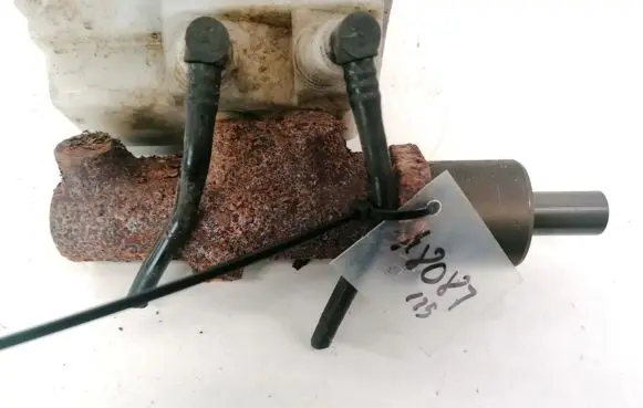 Renault Laguna I Master brake cylinder