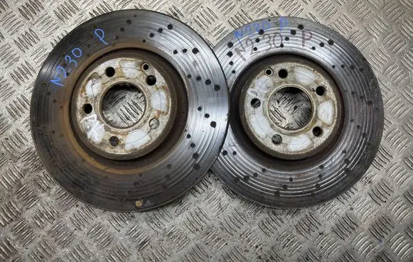 Mercedes-Benz CLS C218 X218 Front brake disc