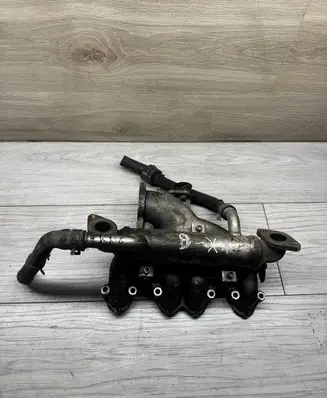 Volkswagen Sharan Intake manifold 038129713ag