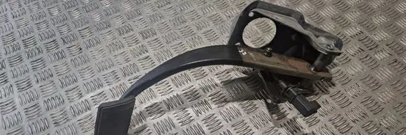 Dodge Durango Brake pedal 04561656 04561656AA