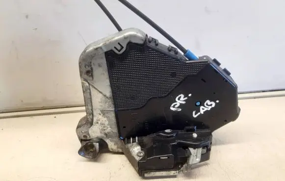 Lexus IS 220D-250-350 Front door lock 7E0821