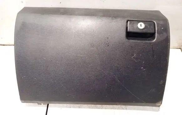 Toyota Avensis T270 Glove box 5555005100