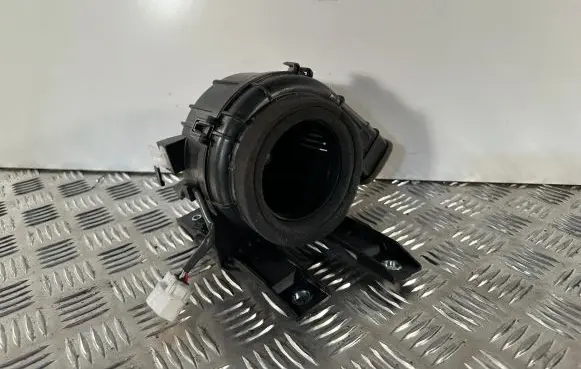 Lexus UX Hybrid/electric vehicle battery fan G923047080 BASF510B33