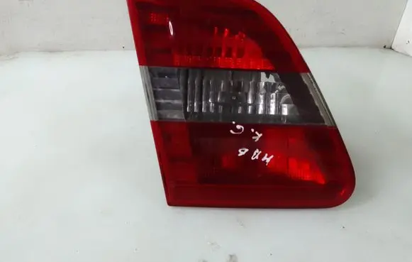 Mercedes-Benz B W245 Tailgate rear/tail lights A1698201564