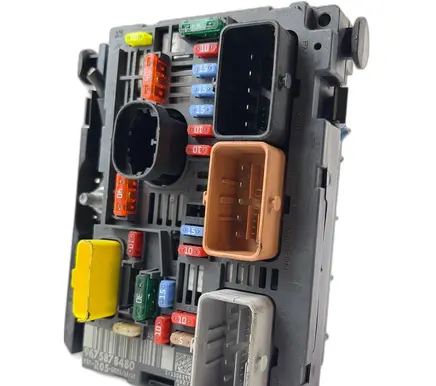 Citroen Berlingo Fuse box set 9675878480 R05