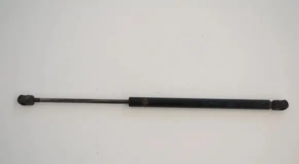 Toyota Corolla E120 E130 Tailgate/trunk strut/damper 6895002040