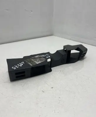 Renault Captur Front bumper mounting bracket 620920419R