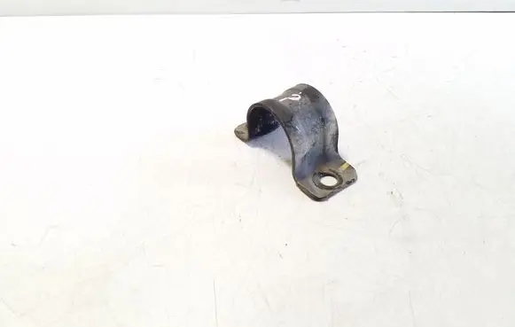 Chevrolet Captiva Sway bar bush bracket, front 