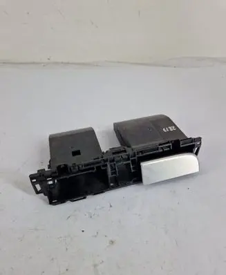 Volkswagen PASSAT B6 Cup holder 3C1857273