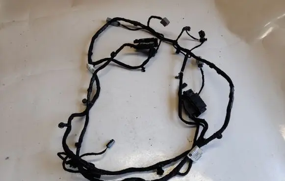 Chrysler Pacifica Loading door wiring loom P68276228AD