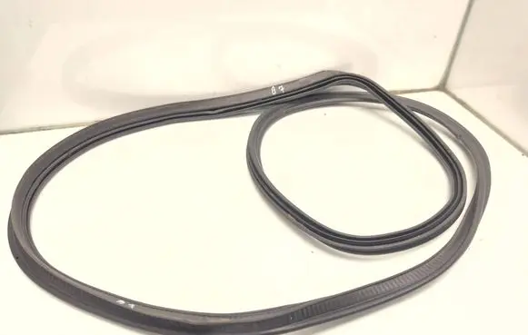 Audi A6 C7 Trunk rubber seal (body) 4G5827705D