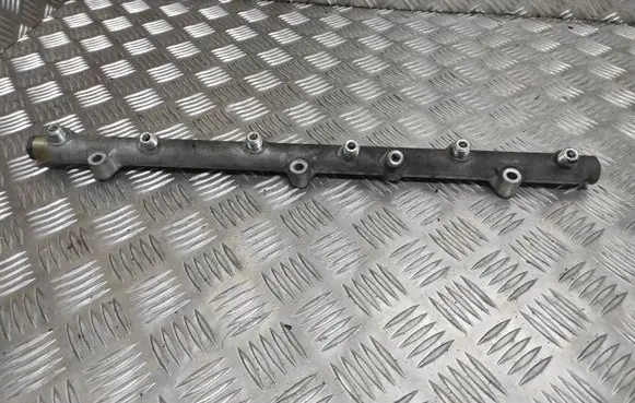 BMW 5 E39 Fuel main line pipe 0445216002