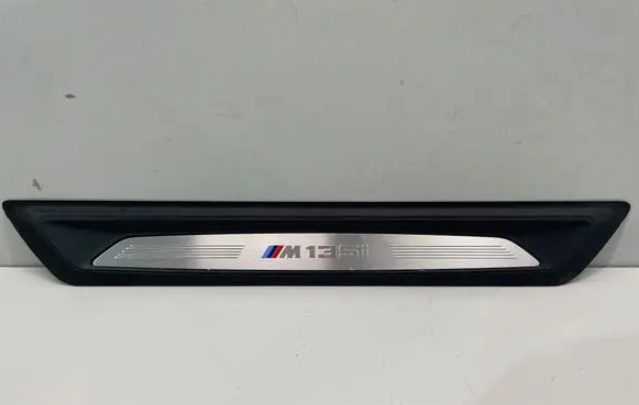 BMW 1 F20 F21 Front sill trim cover 8055520