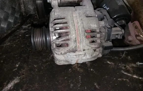 Skoda Fabia Mk1 (6Y) Generator/alternator 037903025K 0124325016