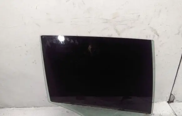 Volvo V60 Rear door window glass