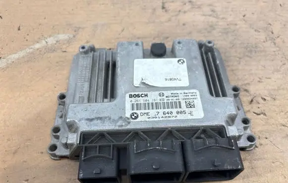 Mini One - Cooper Clubman R55 Engine control unit/module 0261S04161 7640005 030142972