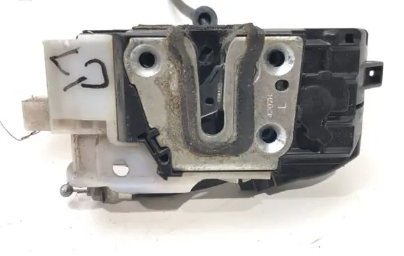 KIA Ceed Front door lock