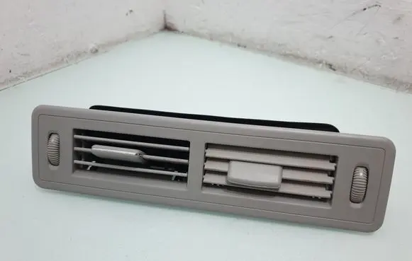 Mercedes-Benz GL X164 Rear air vent grill A1648301754