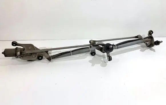 Honda CR-V Front wiper linkage and motor
