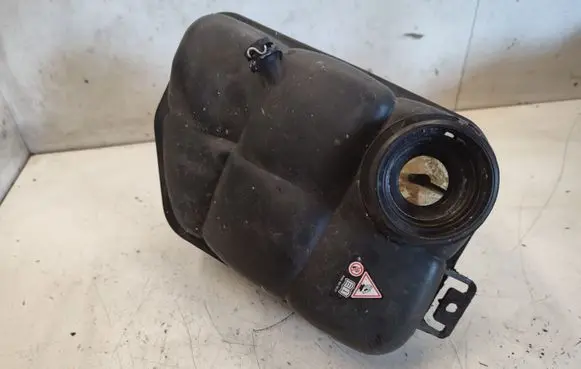 Mercedes-Benz CLS C219 Coolant expansion tank/reservoir 2115000049