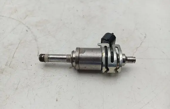 Lexus RX 450H Fuel injector 2325031120