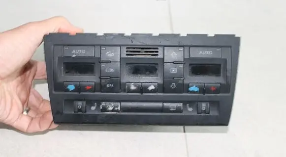 Audi A4 S4 B6 8E 8H Climate control unit 8E0820043AD 8E0820043