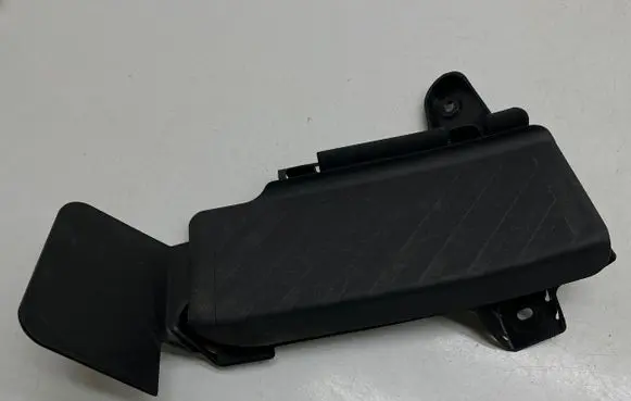 Skoda Octavia Mk3 (5E) Foot rest pad/dead pedal 5Q1864777C