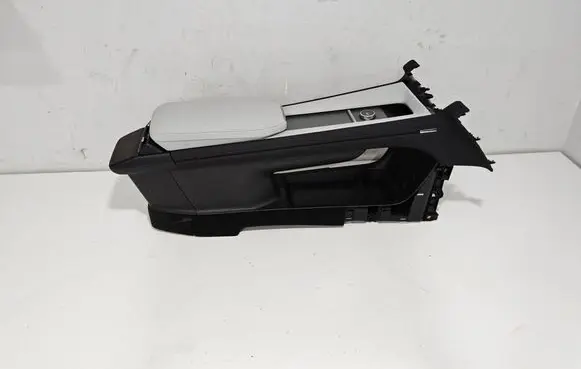 Polestar 4 Center console 80012784 80012785 80012786