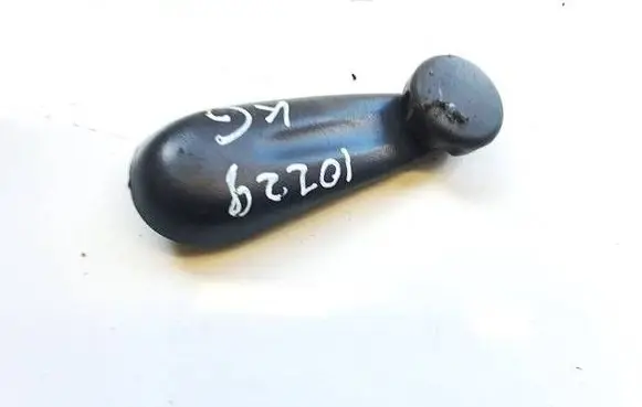 Toyota Yaris Front door window winding handle 