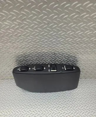 Mercedes-Benz E A207 Seat control switch A0008007978