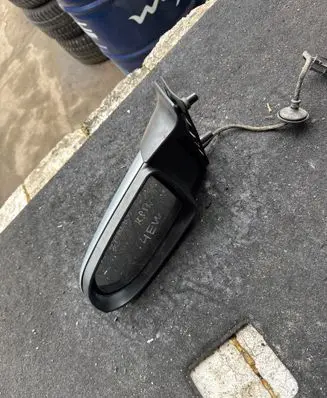 Opel Zafira A Front door electric wing mirror 24462375
