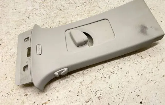 Volkswagen Tiguan (B) pillar trim (top) 5N0867243A