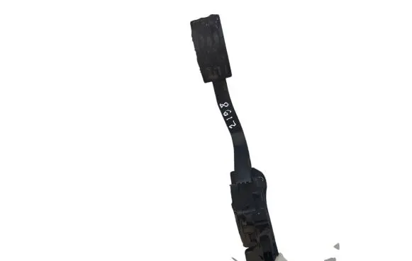 Ford C-MAX II Accelerator throttle pedal AV619F836AB 6PV01036834 17388800