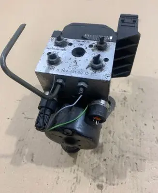 Mercedes-Benz A W169 ABS Pump A0044310912 0265202461