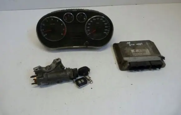 Seat Leon (1M) Engine ECU kit and lock set 06490019b