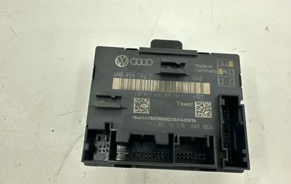 Volkswagen Touareg II Door control unit/module 4H0959792F
