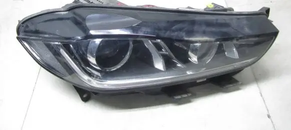 Jaguar XE Headlight/headlamp GX73-13W029-DE