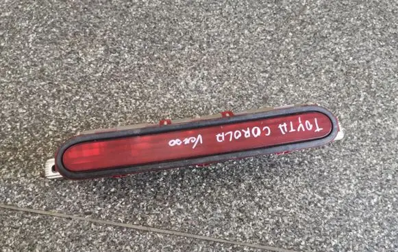 Toyota Corolla Verso AR10 Third/center stoplight 815700F010