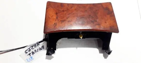 Volkswagen PASSAT B5 Car ashtray 30830060bh
