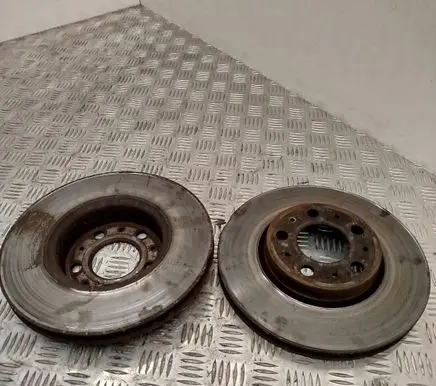 Volvo V70 Front brake disc