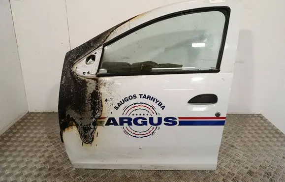 Dacia Duster II Front door 