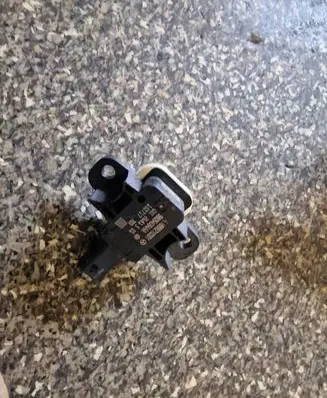 Dodge Durango Airbag deployment crash/impact sensor A1668210351