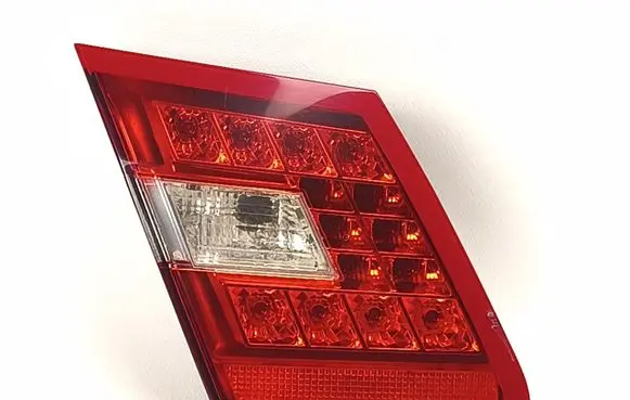 Mercedes-Benz E W212 Tailgate rear/tail lights A2128200764 20260409HCR1329 2128200764