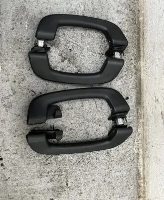 BMW 3 GT F34 A set of handles for the ceiling 51168052688 51168052687