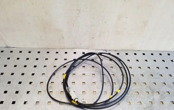 Toyota Previa (XR30, XR40) II Fuel cap flap release cable 