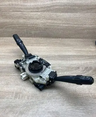 Lexus GS 300 400 430 Wiper turn signal indicator stalk/switch 8924530030