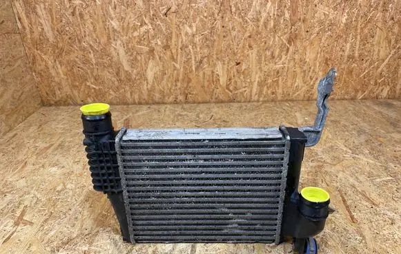 Peugeot Expert Intercooler radiator P9806562180