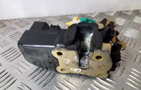 Jeep Grand Cherokee (WK) Rear door lock