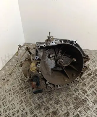 Peugeot Partner Manual 5 speed gearbox 9680886610 20392111